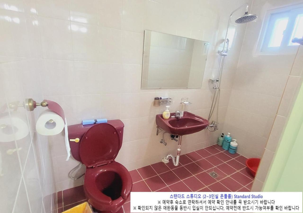 Seaside Minbak Villa Госеонг Екстериор снимка