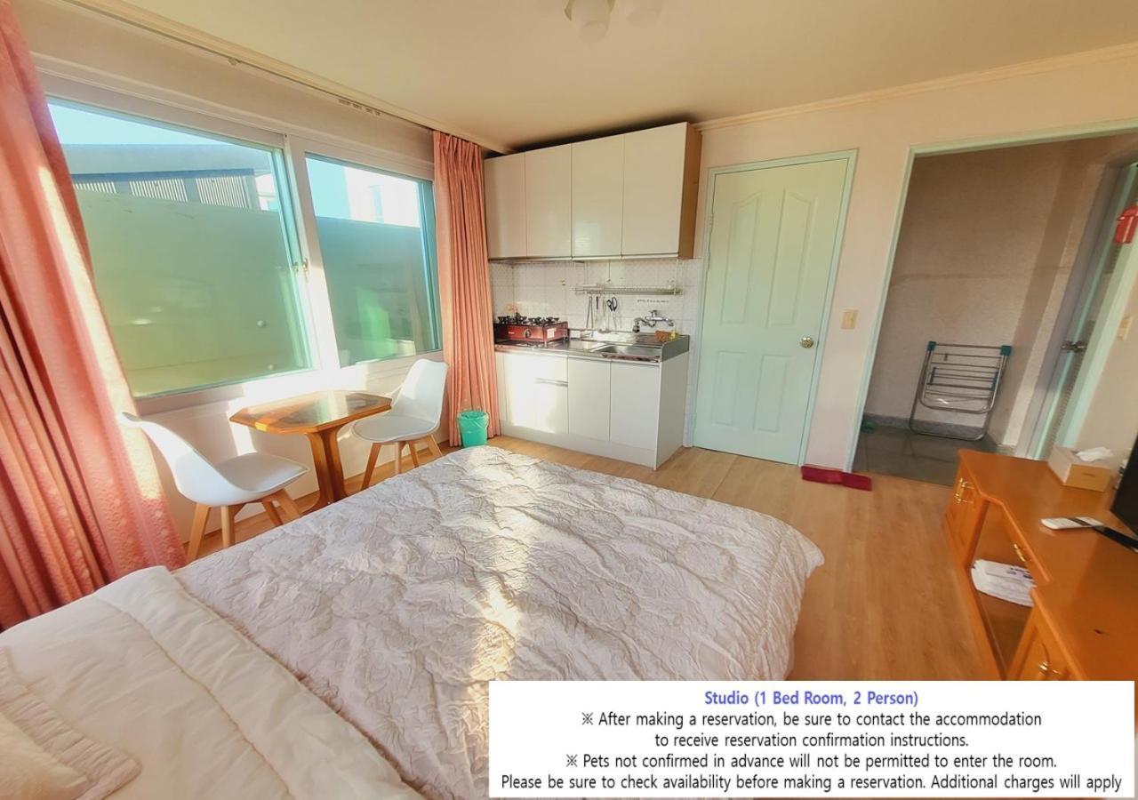 Seaside Minbak Villa Госеонг Екстериор снимка